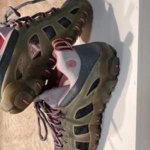 TEVA Women Hydro 6885 Hiking Sneaker, size 7, Gray and Pink